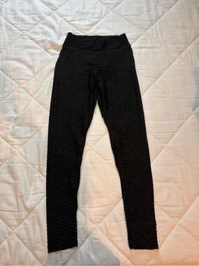 Black Textured Leggings